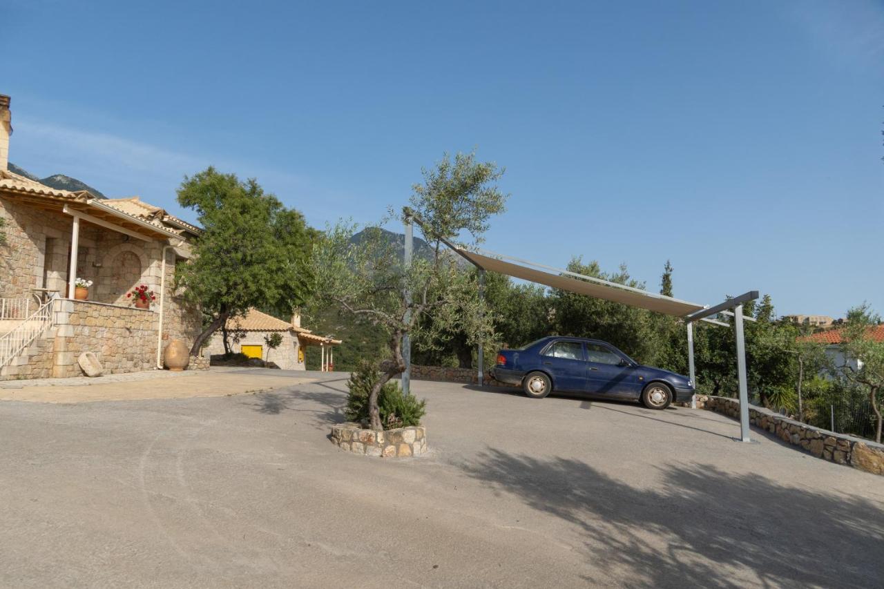Appartamento Trisilio Kardhamili Esterno foto